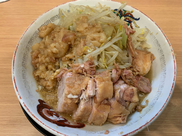 「ミニぶた ニンニク抜き アブラマシマシ カラメ」@豚山 五反田店の写真