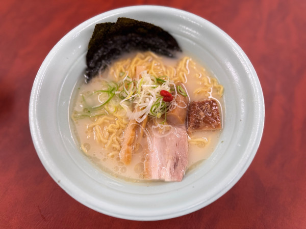 「｢らーめん波飛沫｣豚骨塩らーめん1100円」@大北海道展 京王ラーメンフェスの写真