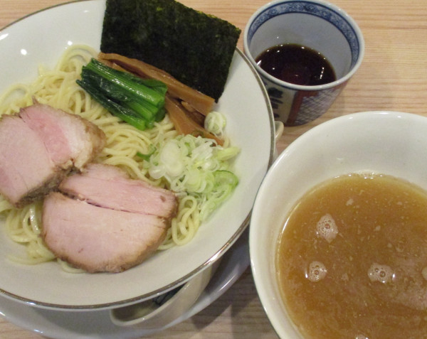 「つけそば（塩）1200円　そばつゆ付」@らーめん3000の写真