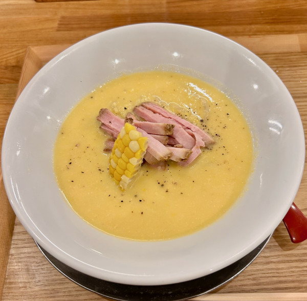 【期間限定】「トウキビの冷やし麺」（1600円）