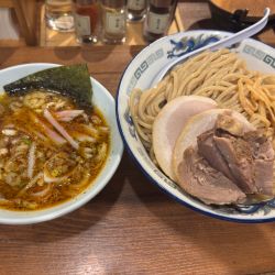 創業チャーシューつけめん大