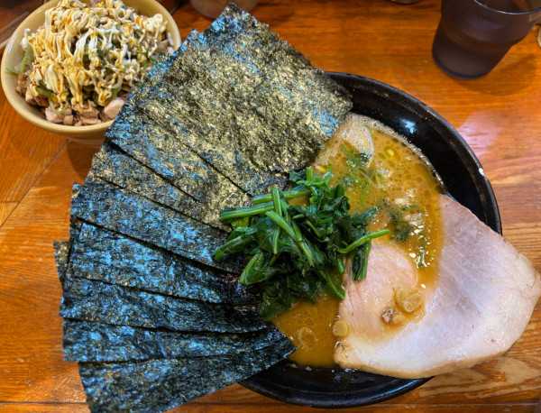 「ラーメン+海苔+釜焼きチャーシュー」@末廣家の写真