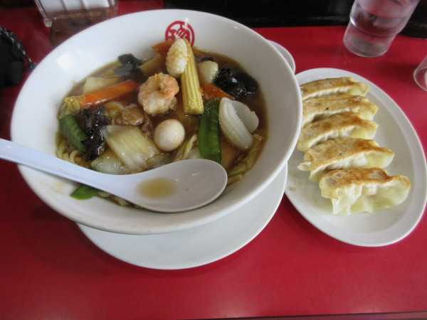 「珍来麺(935円)+餃子300円」@珍來 取手店の写真