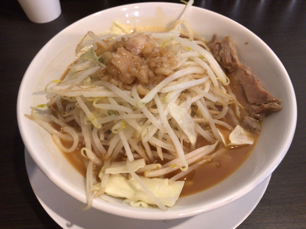 「朝小ラーメン(ガツン) 500円(期間&時間限定価格)」@ラーメンDIYラボの写真