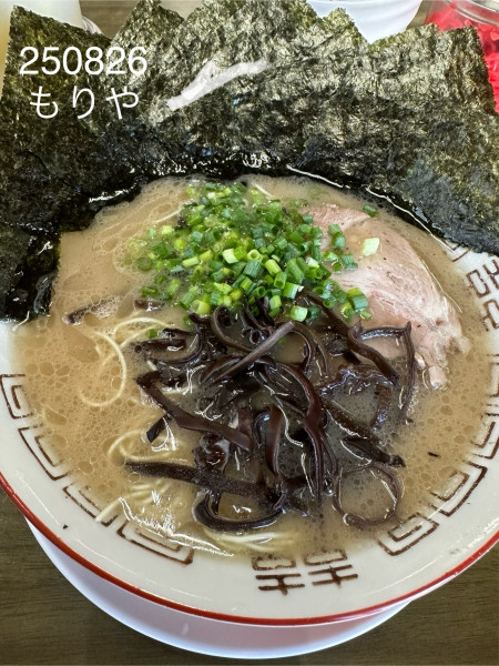 「ラーメン+海苔+ごはん+替玉×2」@博多長浜らーめんもりやの写真