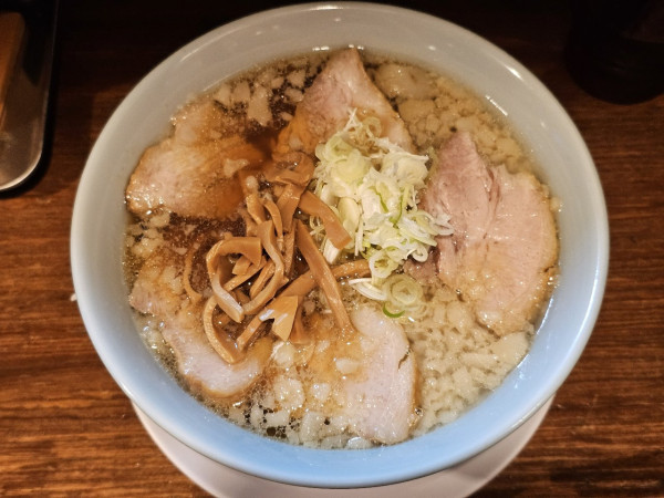 「背脂ラーメン　900円」@中華そば 醤の写真