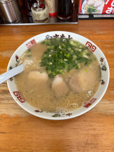 「ラーメン」@ラーメンやまもとの写真