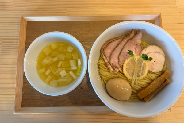 「特製昆布水つけ麺」@MENYA TOMOSHIBIの写真
