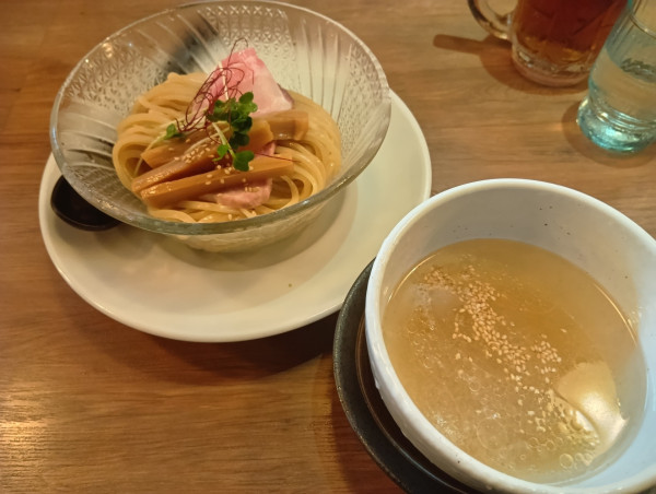 「冷やし鯛塩つけ麺」@鯛塩そば 灯花 代々木駅前店の写真