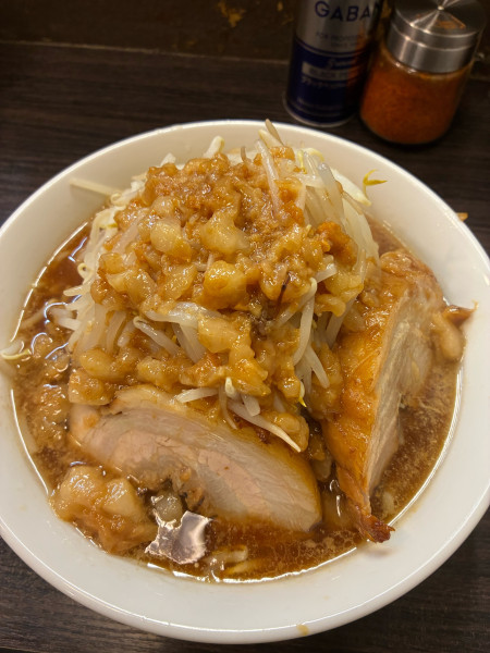 「ラーメン　200g　950円」@六麓 豚らーめんの写真