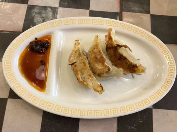 「餃子3個363円」@麺や食堂 本店の写真