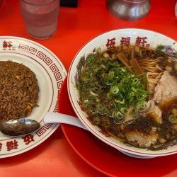 黒ヤキメシ定食