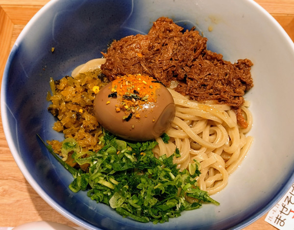 「【八咫烏】八咫烏式台湾まぜそば ￥1600」@ラーメンWalkerキッチンの写真