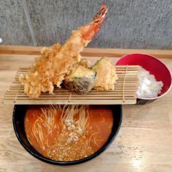 海老味噌ラーメン海老天ミニライスセット 1600円