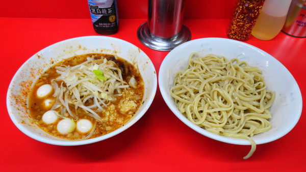 「小ラーメン（920円）＋つけ麺（100円）＋ウズラ　ニンニク」@ラーメン二郎 仙台店2の写真