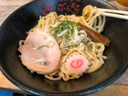 「油そば(無料大盛225g)(880)」@油そば専門店 ぶらぶら 横浜本店の写真