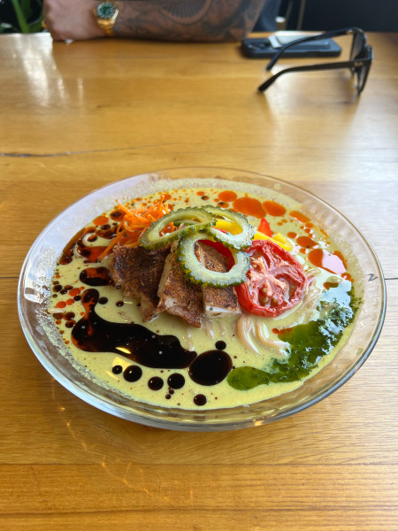 「冷やしカレーそば」@麺 㐂色の写真