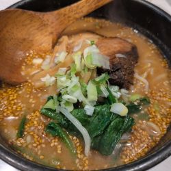 濃厚味噌らーめん(1050円)