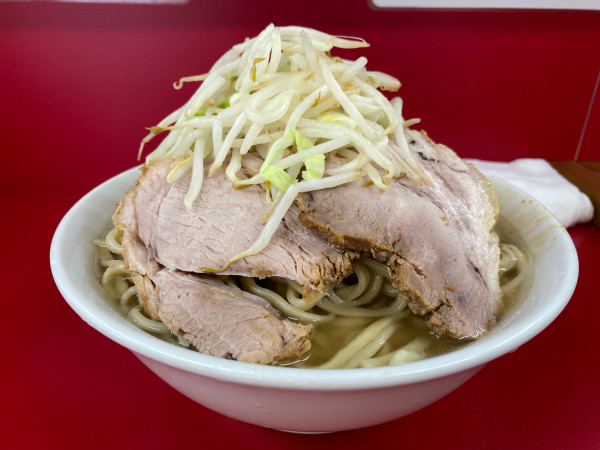 「ラーメン(小)」@ラーメン二郎 神田神保町店の写真
