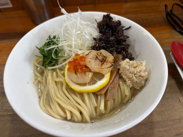 「【限定】帆立の冷製和えそば1200円」@麺屋 むじゃきの写真