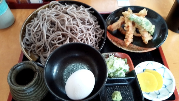 「げそ天もりそば　大盛」@そば処 多喜の写真