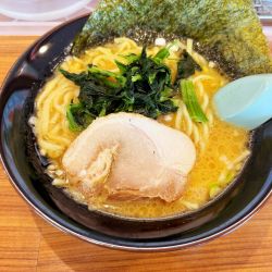 ラーメン　880円