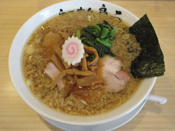 「しょうゆらーめん（850円）＋こってり背脂（80円）」@らーめん良二の写真