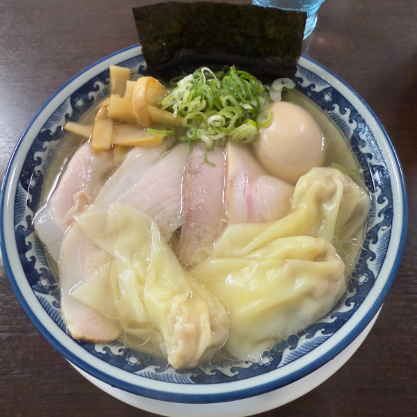 「特製塩らーめん」@ひら松の写真