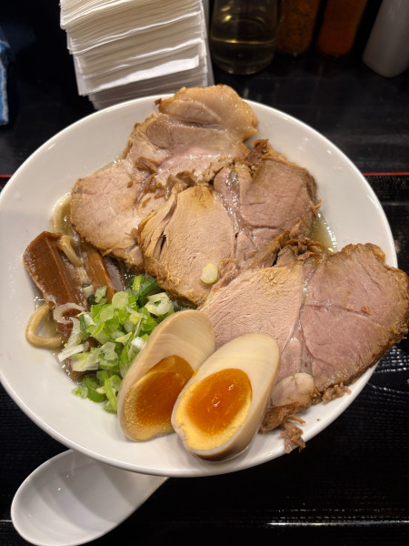「渡辺DXラーメン　並」@つけ蕎麦 とろモツ煮込み なかじの写真