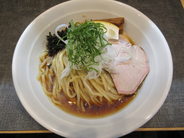 「【限定】シャコと煮干しの冷やしらーめん（1,300円）」@麺や旬香の写真