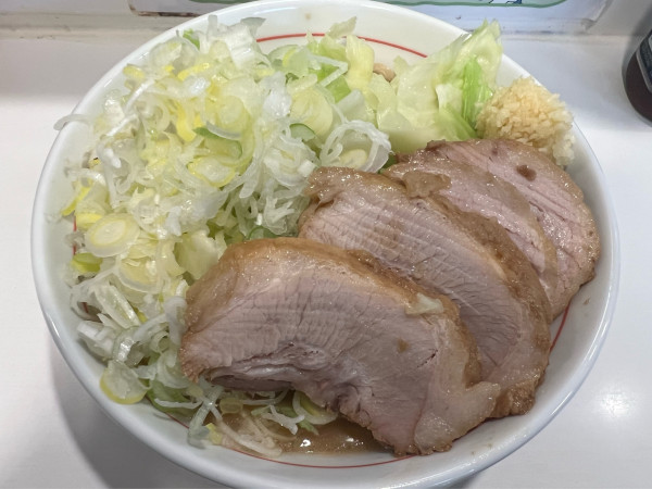 「ラーメン　豚まし　ネギマシ」@ハイパーファットンの写真