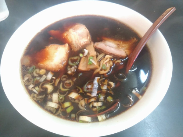「漆黒ラーメン」@ラーメン こうへいの写真