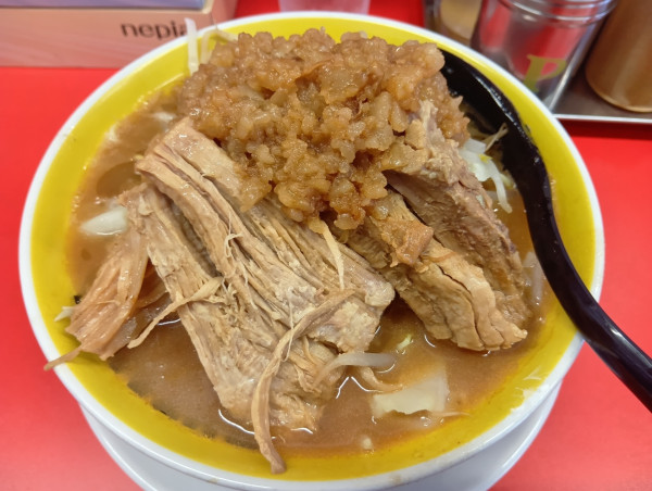 「小ラーメン　肉カス脂」@BUTAKIN 新宿歌舞伎町店の写真