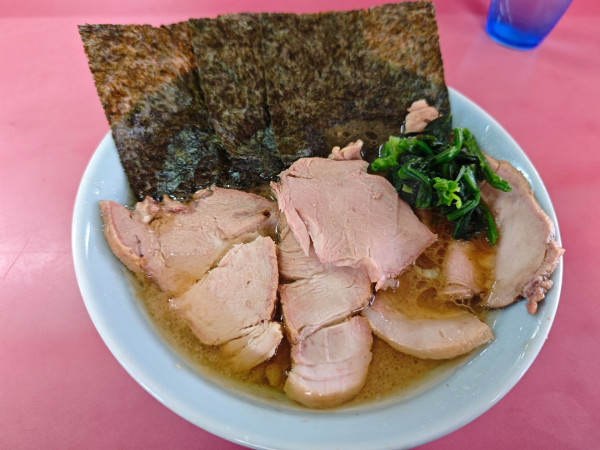 「チャーシュー麺 硬め濃いめ多め」@沼津家の写真