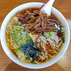 支那竹ワンタンメン