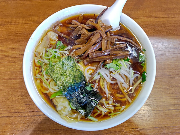 「支那竹ワンタンメン」@いしとみの写真