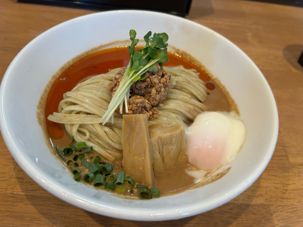 「3種のナッツの冷製汁なし担々麺　1200円」@麺処 湯咲の写真
