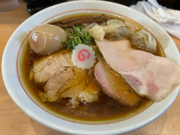 「特製醤油らーめん」@ラーメン ひさまつ軒の写真