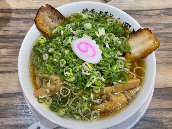 「中華そば　醤油　￥９００」@焼豚中華そば 啜るの写真