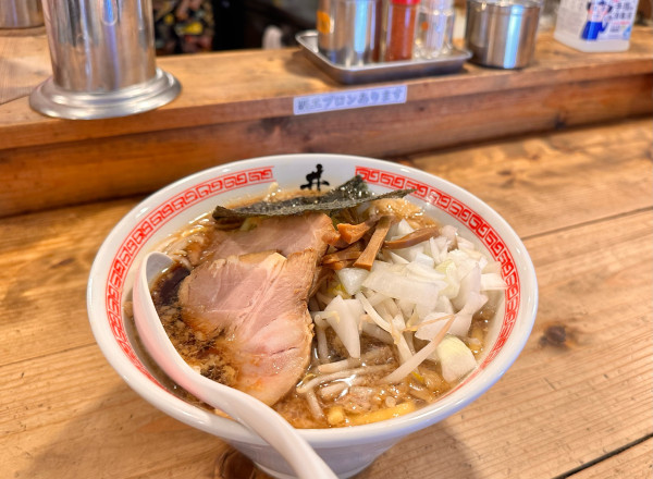 「背脂醤油らぁめん」@井田商店の写真