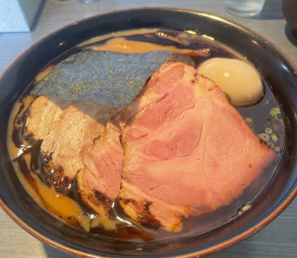 「黒真空そば」@喜乃壺の写真