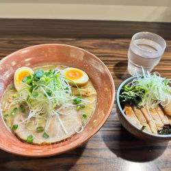味玉ベジとチャーシュー丼