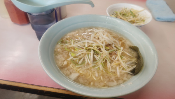 「ネギラーメン８００円＆ネギ丼３００円」@ラーメンショップ 緑ヶ丘店の写真