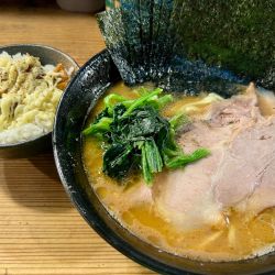 チャーシューメン＋のり＋ライス