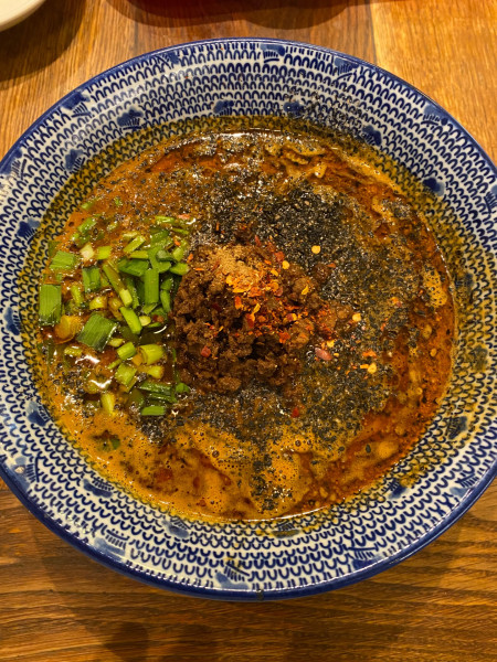 「黒胡麻担々麺」@萬力屋 サンシャインシティアルパ店の写真