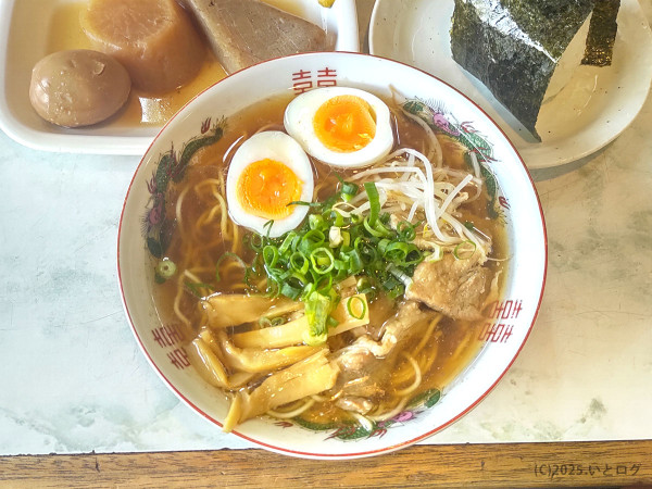 「ラーメン（並）」@すみれ食堂の写真