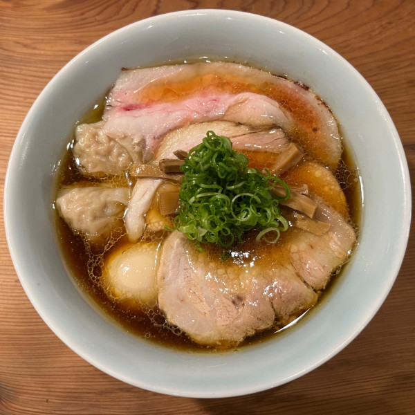 「特製（豚）中華そば」@中華そば しば田の写真