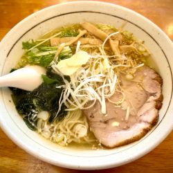 塩ラーメン(700¥)