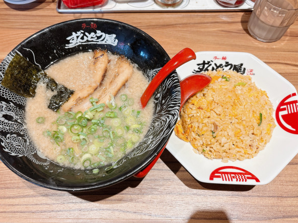 「元味らーめん」@ラー麺 ずんどう屋 四日市店の写真