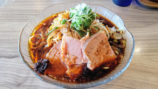 「【限定】スタミナ冷やしラーメン」@くじら食堂 nonowa東小金井店の写真